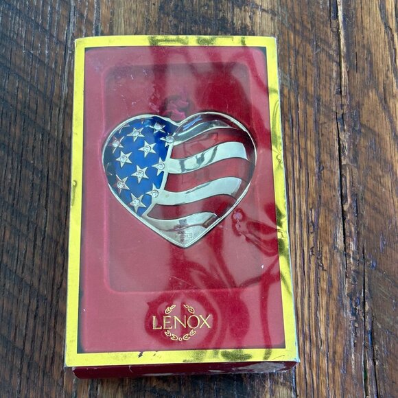 Vintage Lenox Heart of AAmerican Flag Heart Ornament - Picture 3 of 8
